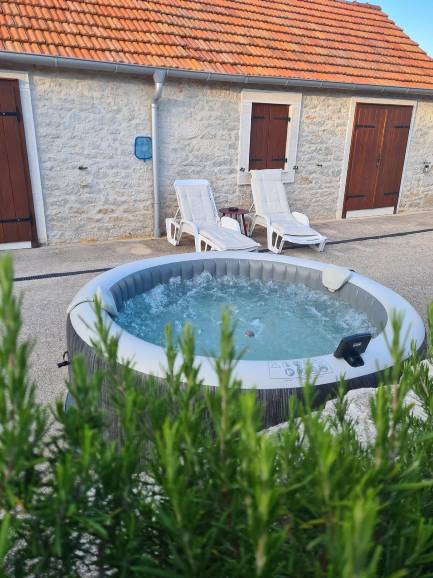 שיבניק Holiday House Bleki מראה חיצוני תמונה